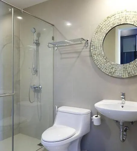 Townhome 3 Bed4 Baht Asok Mrtbts Sukhumvit 16