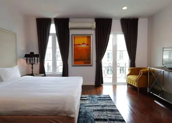 Townhome 3 Bed4 Baht Asok Mrtbts Sukhumvit 16 別荘