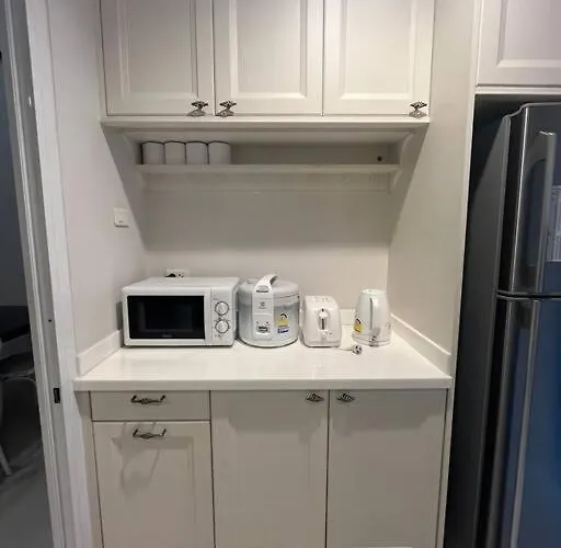 Townhome 3 Bed4 Baht Asok Mrtbts Sukhumvit 16 別荘 バンコク都